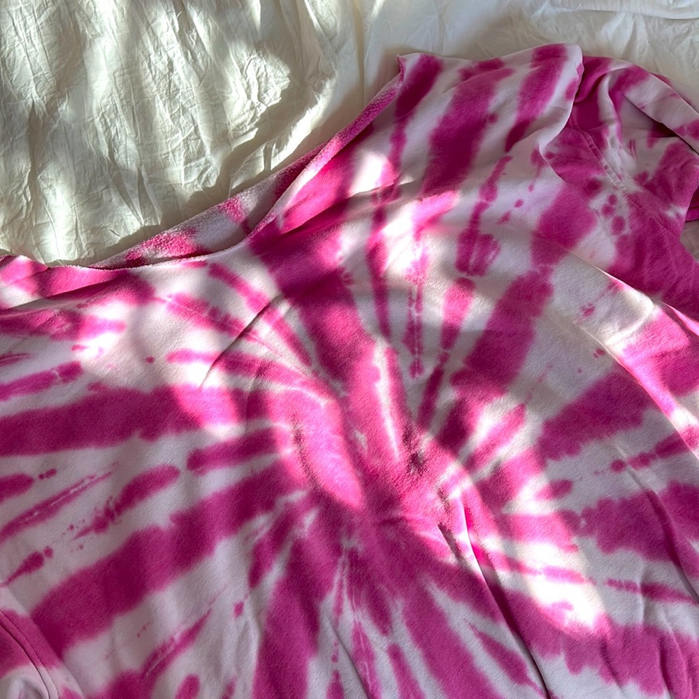 Hot Pink and White tie-dyed crew neck